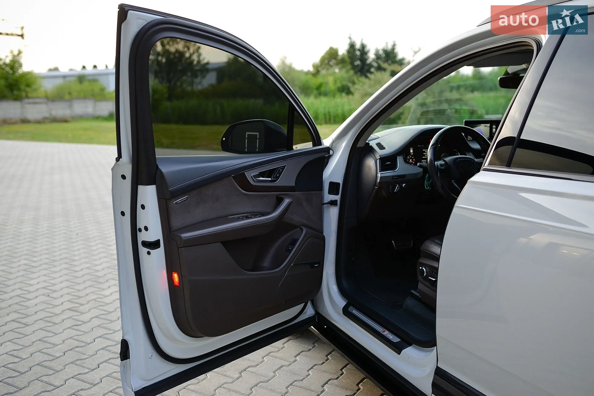 2016 Audi Q7 - мініатюра 27