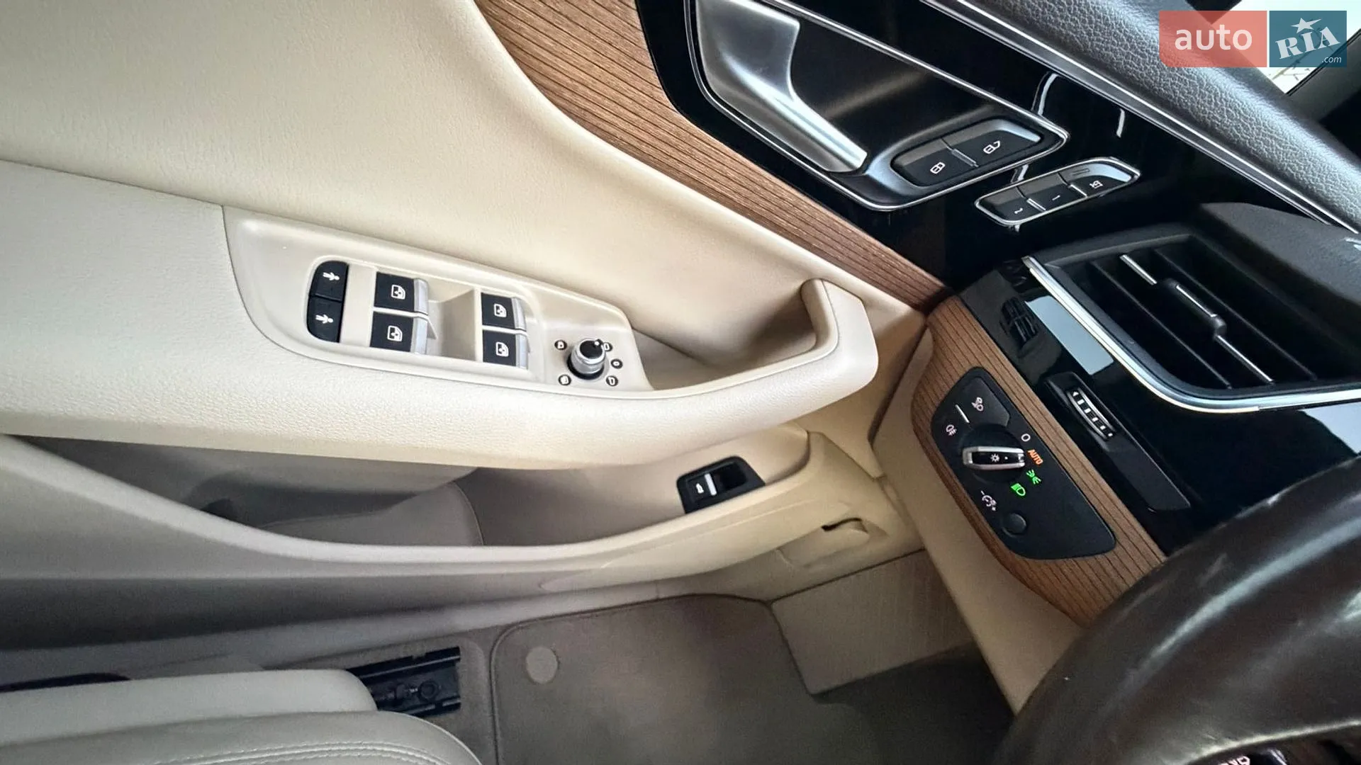 2016 Audi Q7 - мініатюра 65