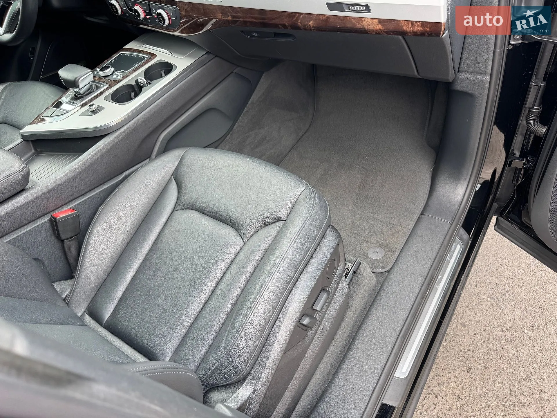 2019 Audi Q7 - мініатюра 75