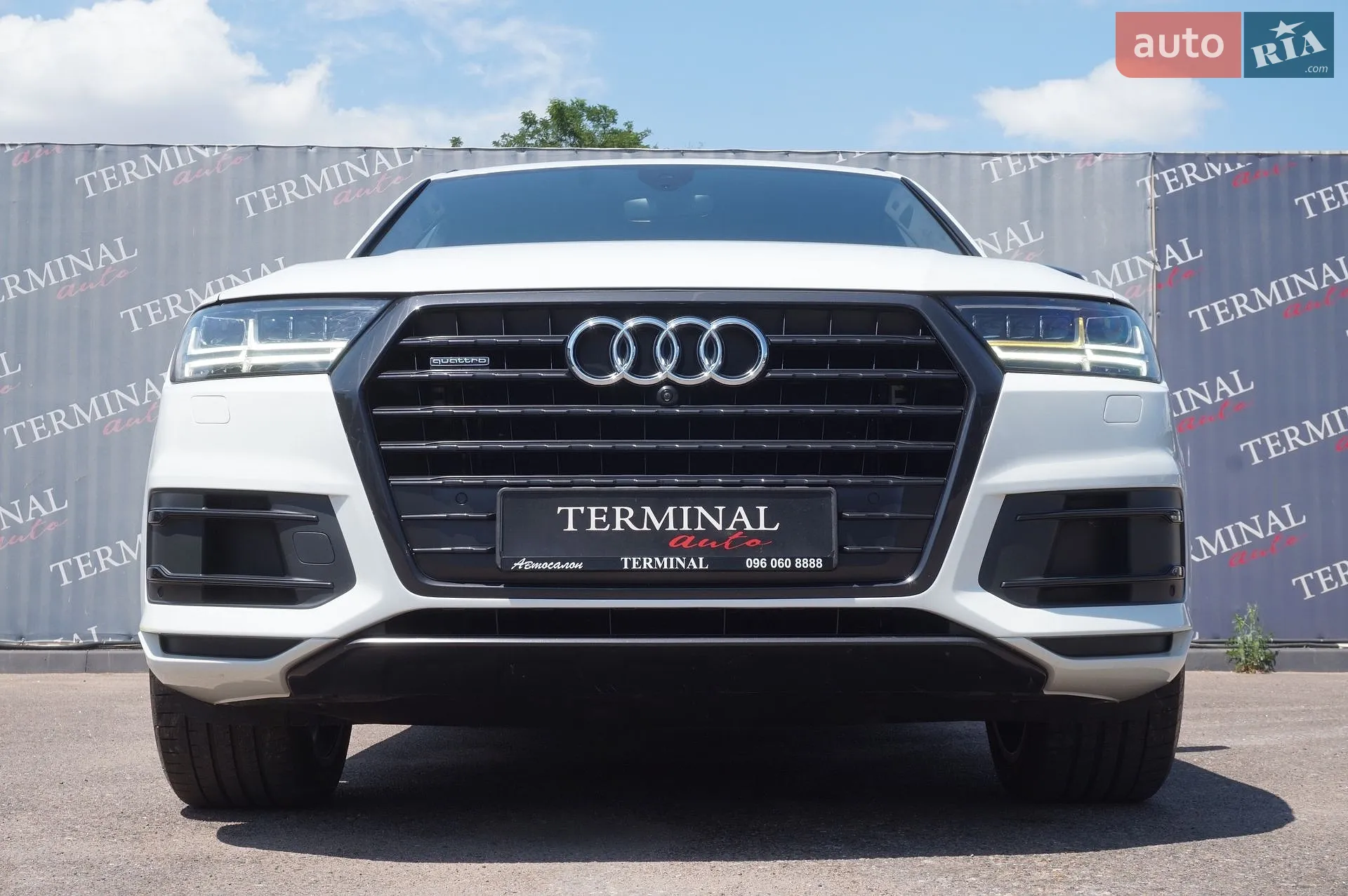 2017 Audi Q7 - мініатюра 12