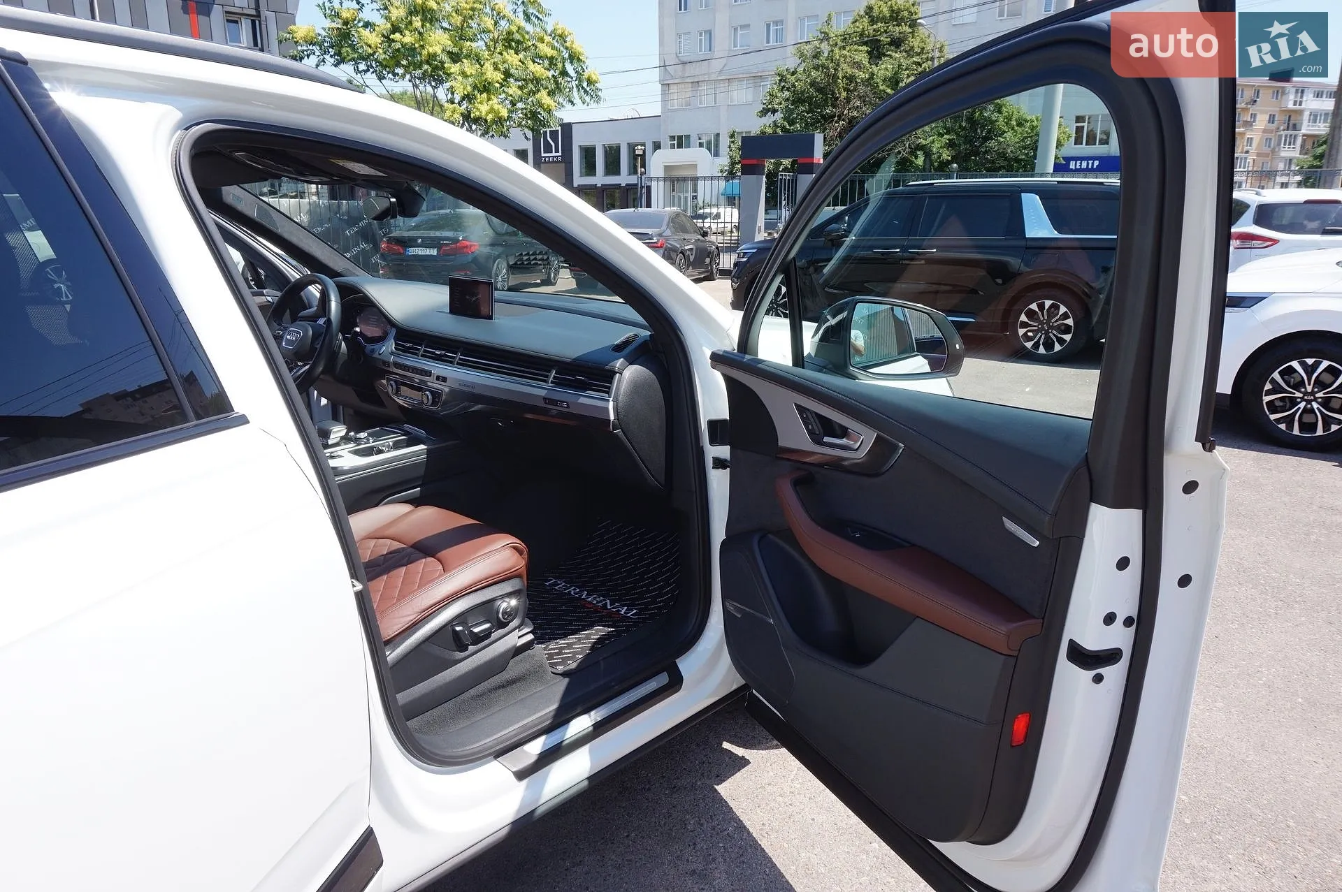 2017 Audi Q7 - мініатюра 36
