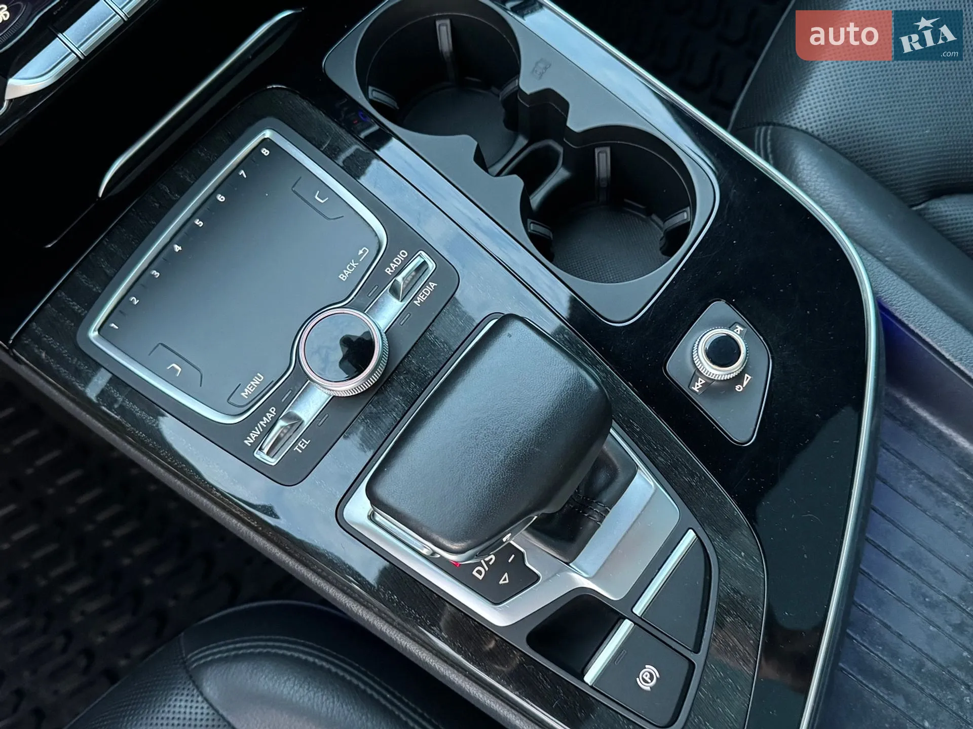 2018 Audi Q7 - мініатюра 27