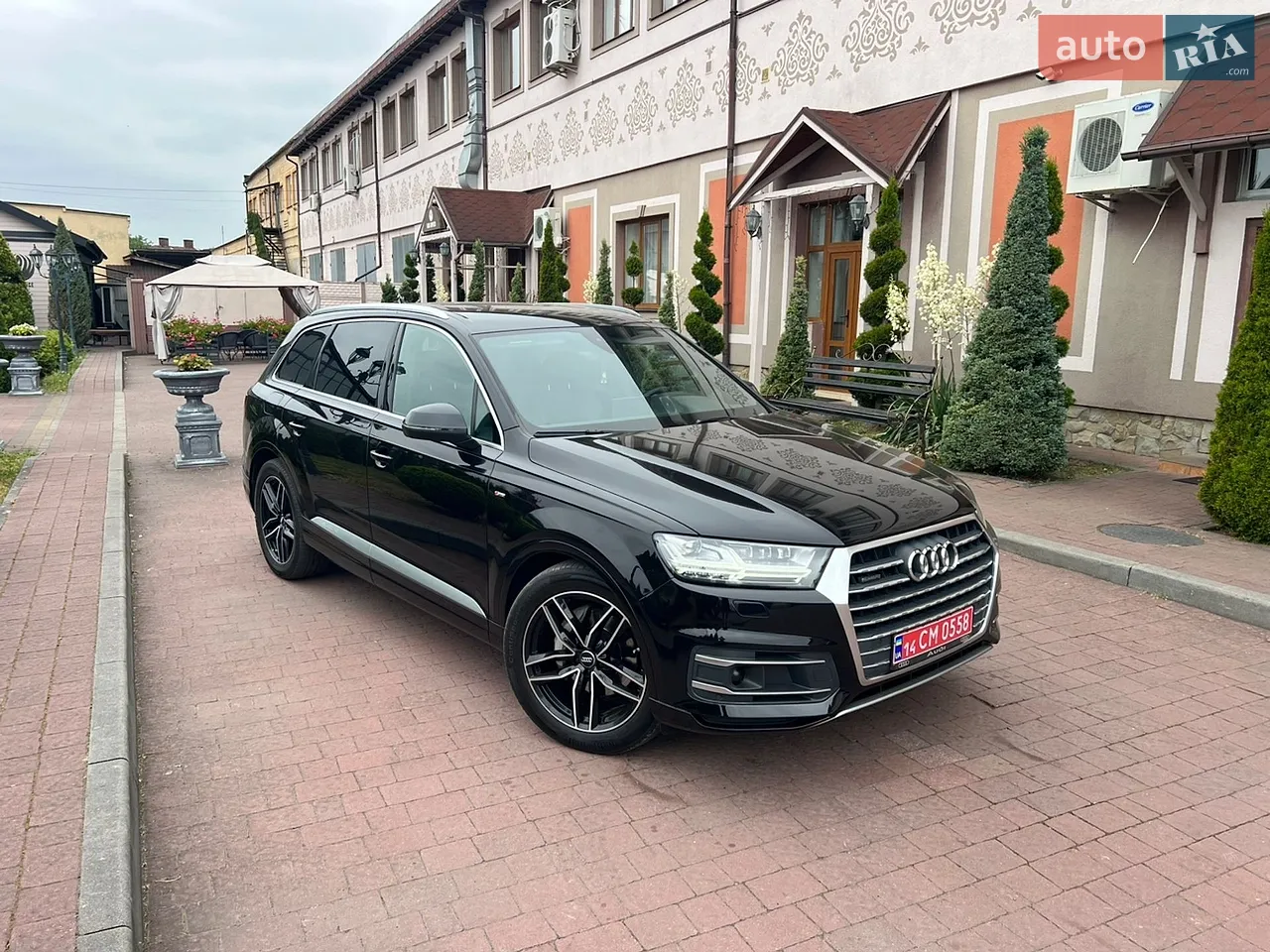 Audi Q7 2018 photo 3