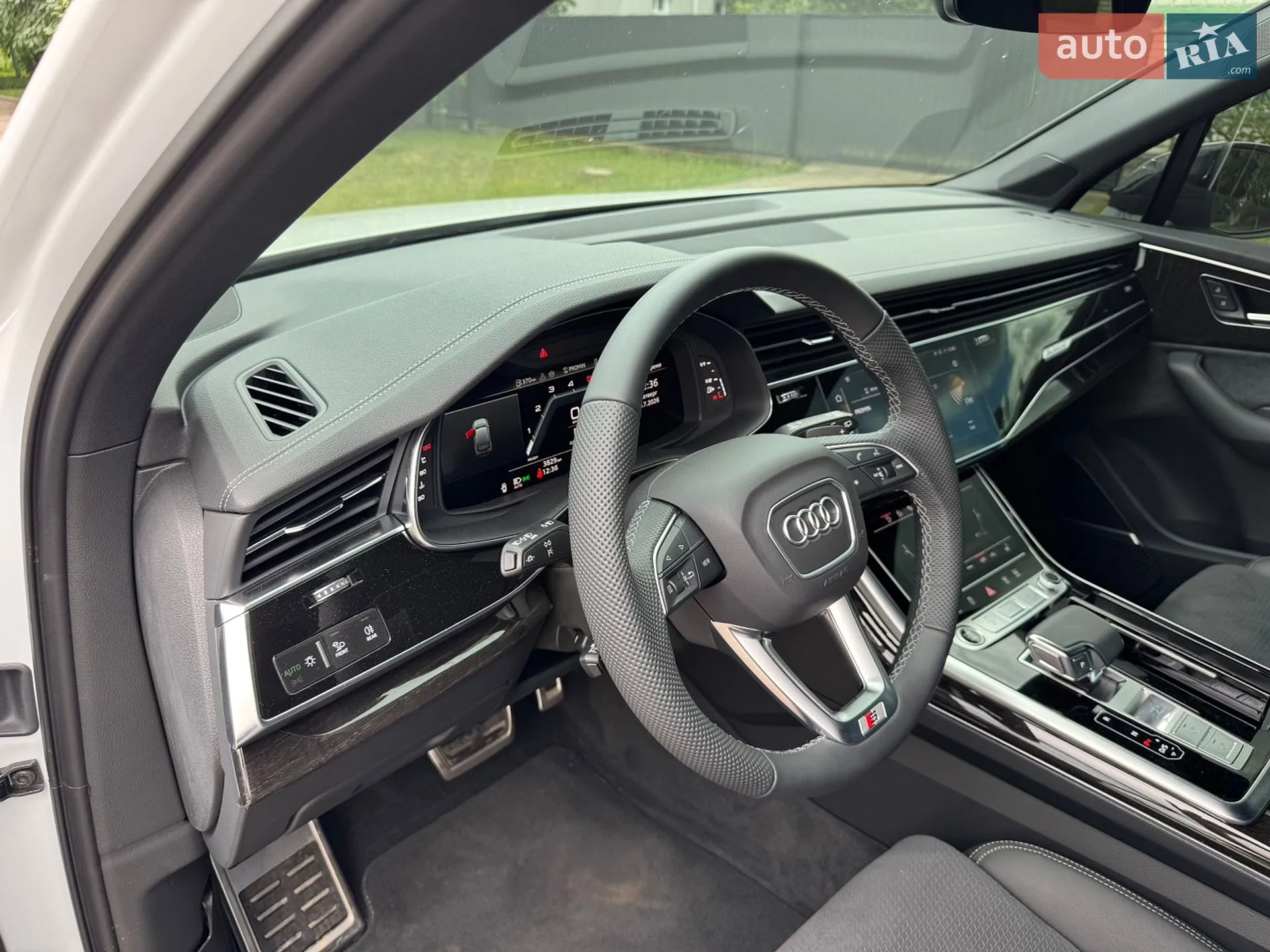 2025 Audi Q7 - мініатюра 32