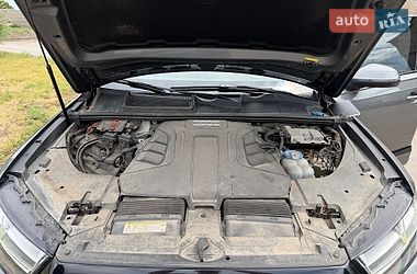 Позашляховик / Кросовер Audi Q7 2015 в Луцьку фото 52 Позашляховик / Кросовер Audi Q7 2015 в Луцьку