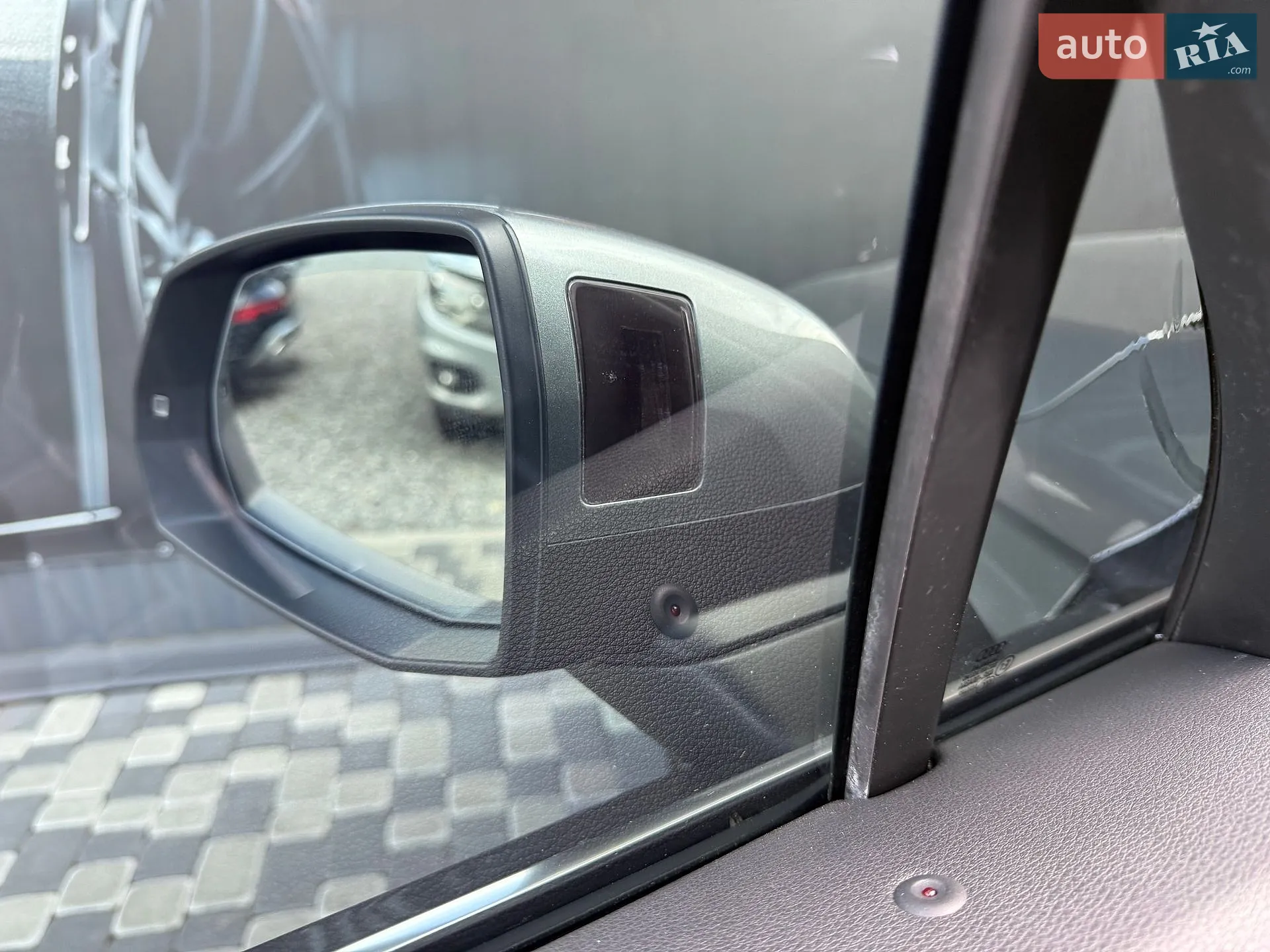 2017 Audi Q7 - мініатюра 28