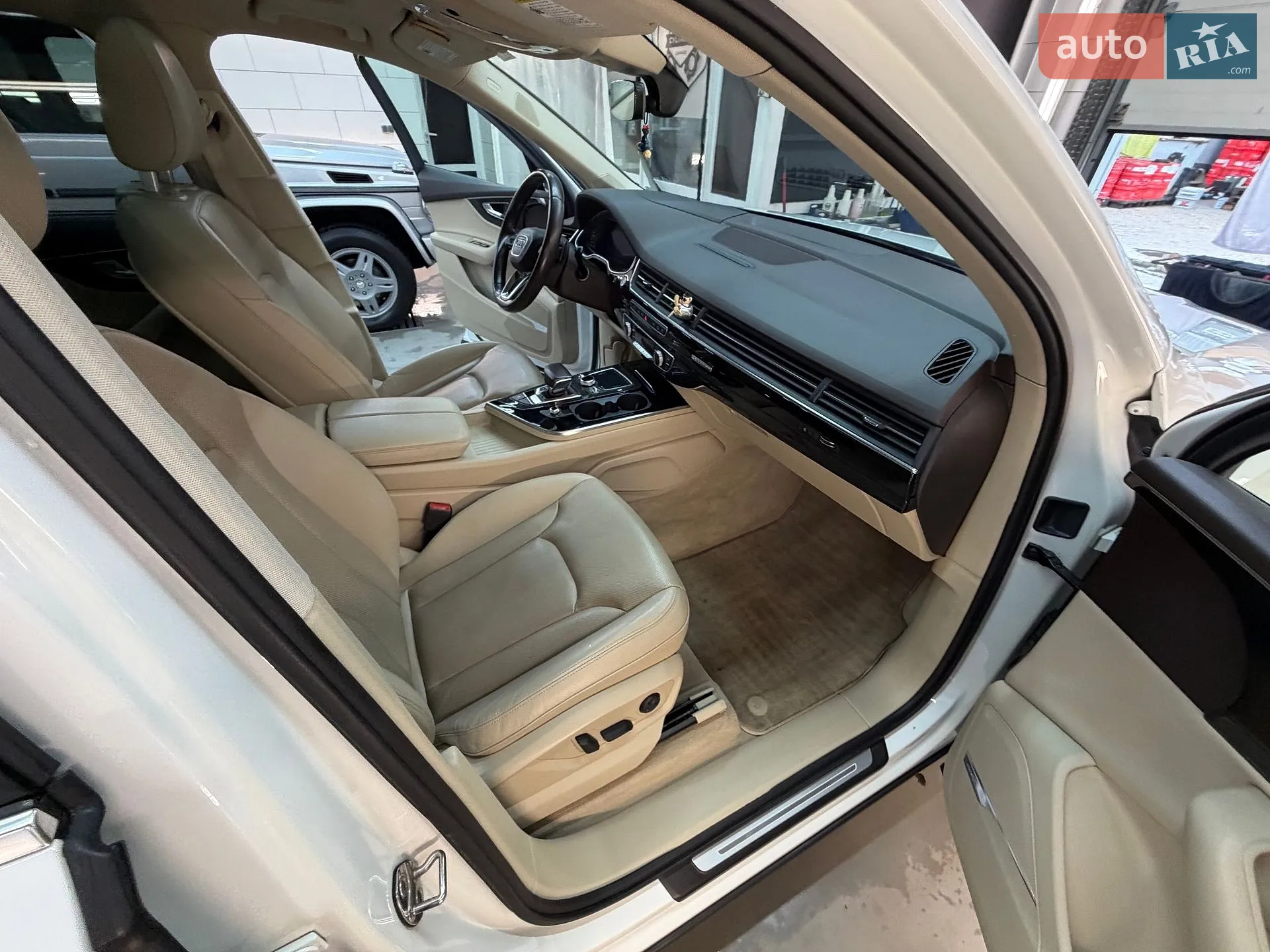 2017 Audi Q7 - мініатюра 20