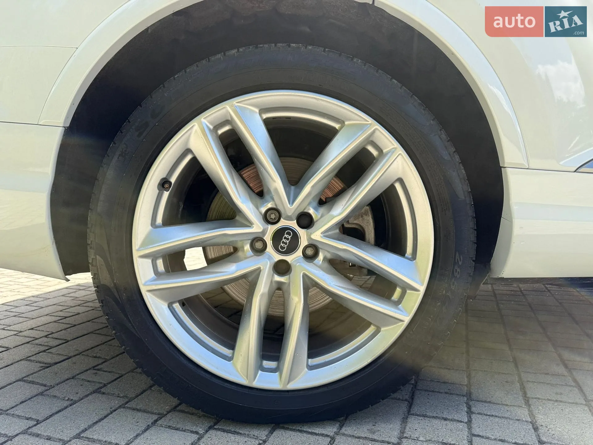 2017 Audi Q7 - мініатюра 27