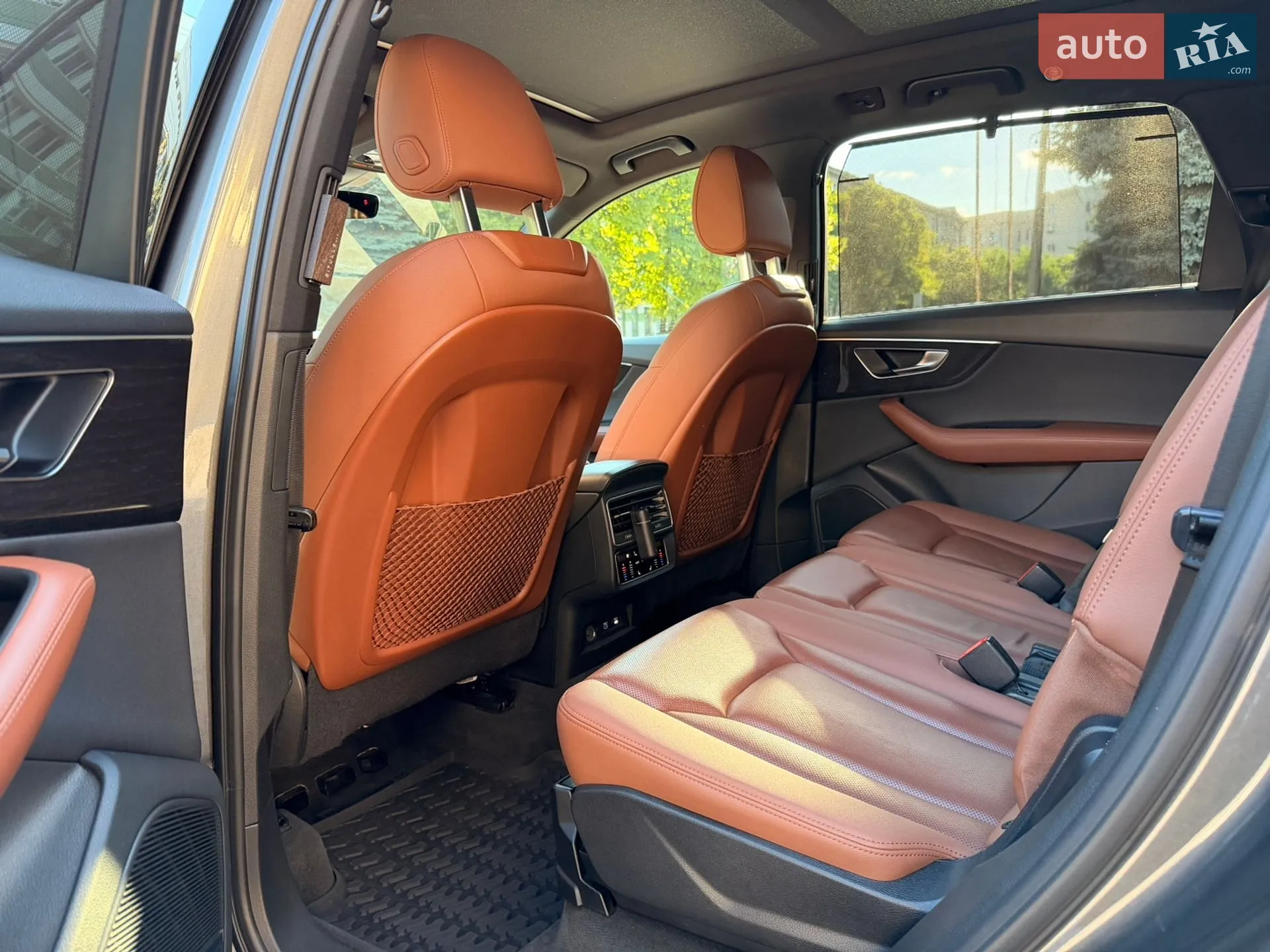2020 Audi Q7 - мініатюра 8