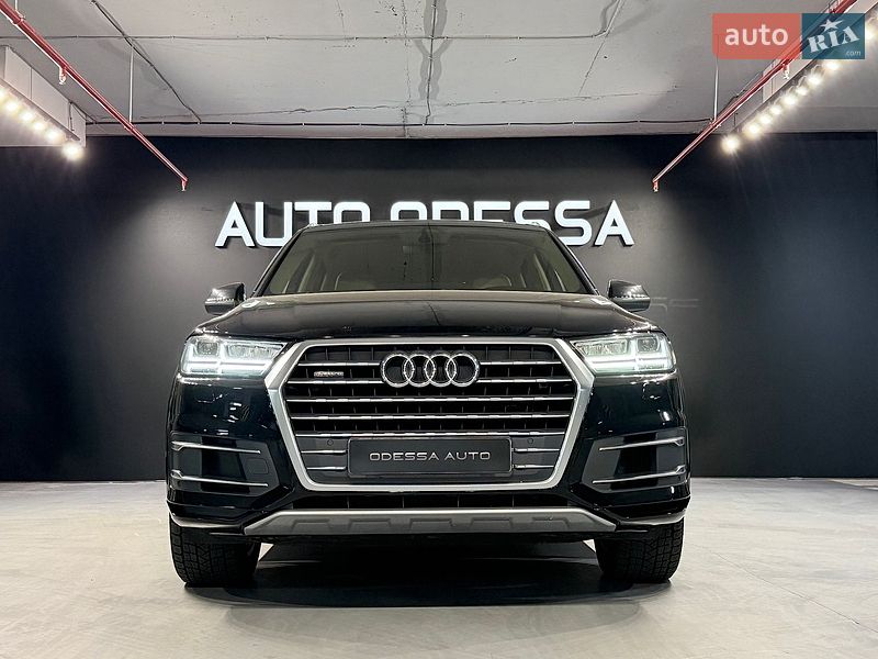Позашляховик / Кросовер Audi Q7 2016 в Одесі