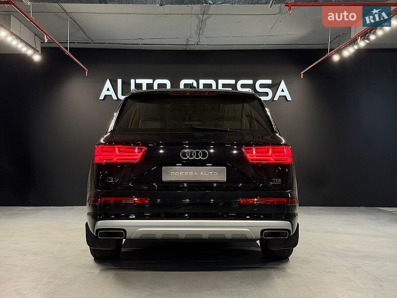 Внедорожник / Кроссовер Audi Q7 2016 в Одессе