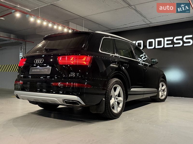 Внедорожник / Кроссовер Audi Q7 2016 в Одессе