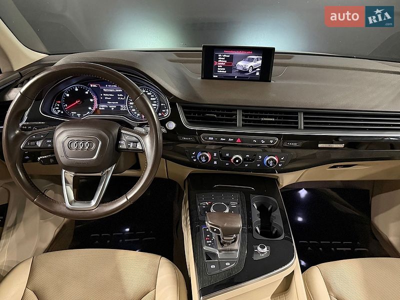 Внедорожник / Кроссовер Audi Q7 2016 в Одессе