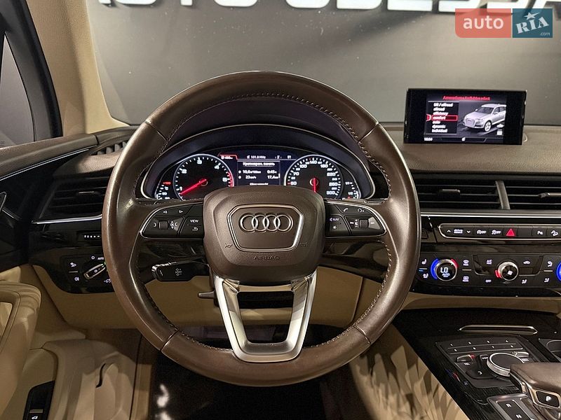 Внедорожник / Кроссовер Audi Q7 2016 в Одессе
