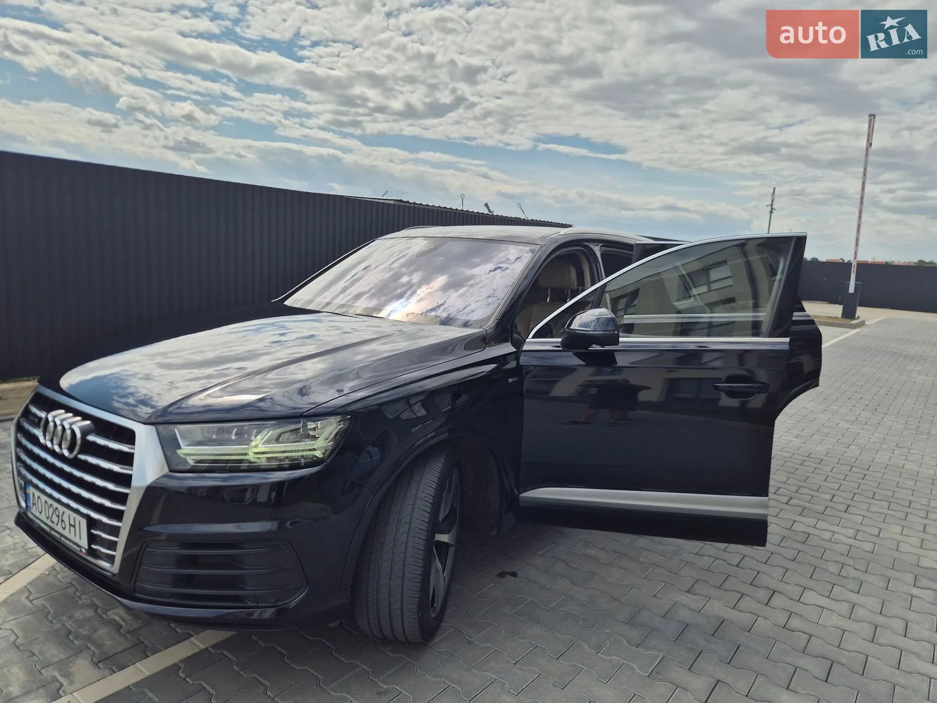 2015 Audi Q7 - мініатюра 114