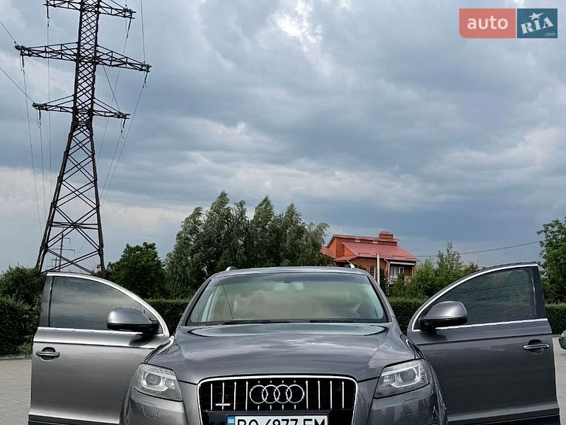 Позашляховик / Кросовер Audi Q7 2012 в Хмельницькому