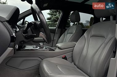 Позашляховик / Кросовер Audi Q7 2018 в Львові фото 9 Позашляховик / Кросовер Audi Q7 2018 в Львові