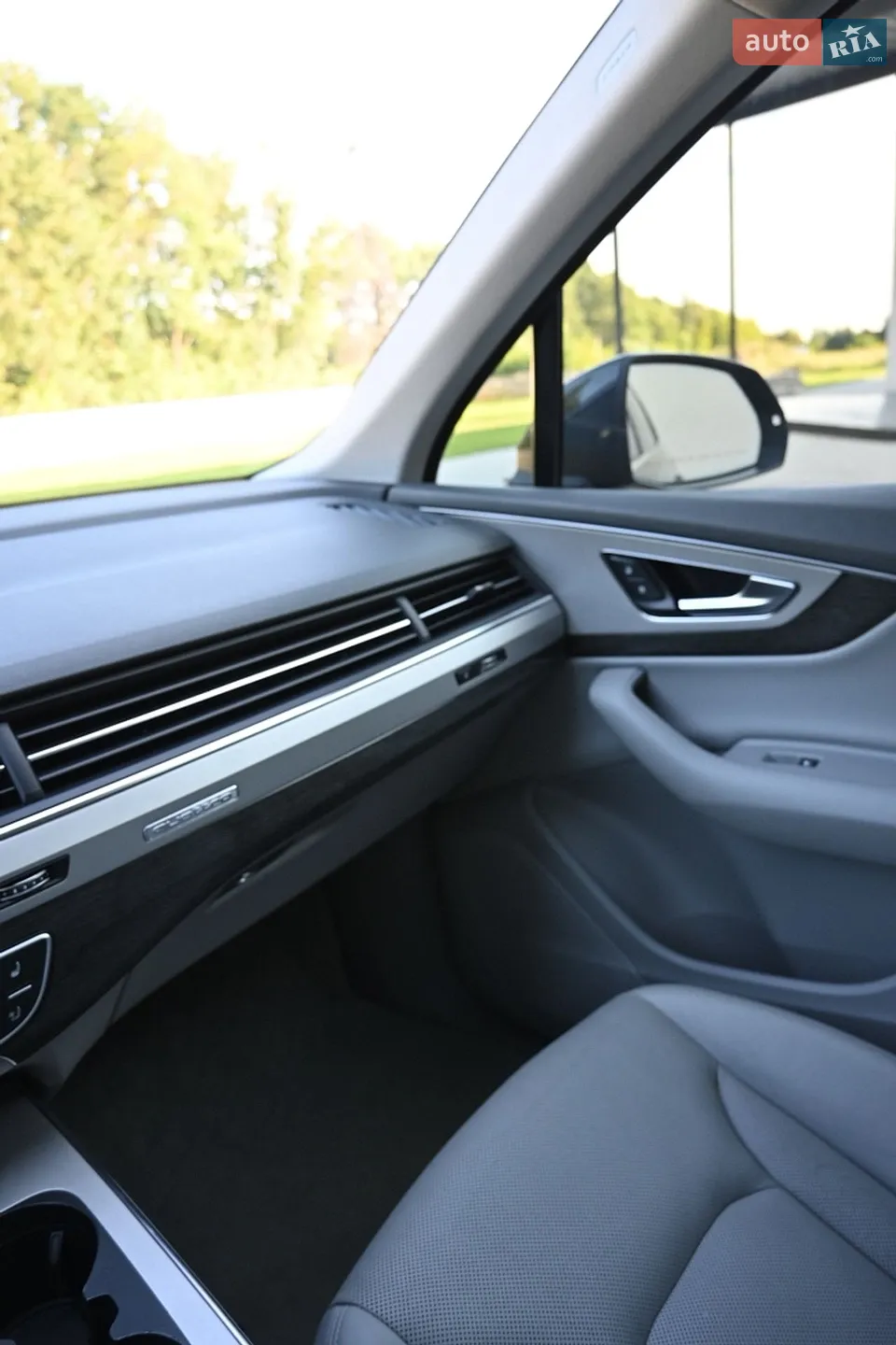 2016 Audi Q7 - мініатюра 32
