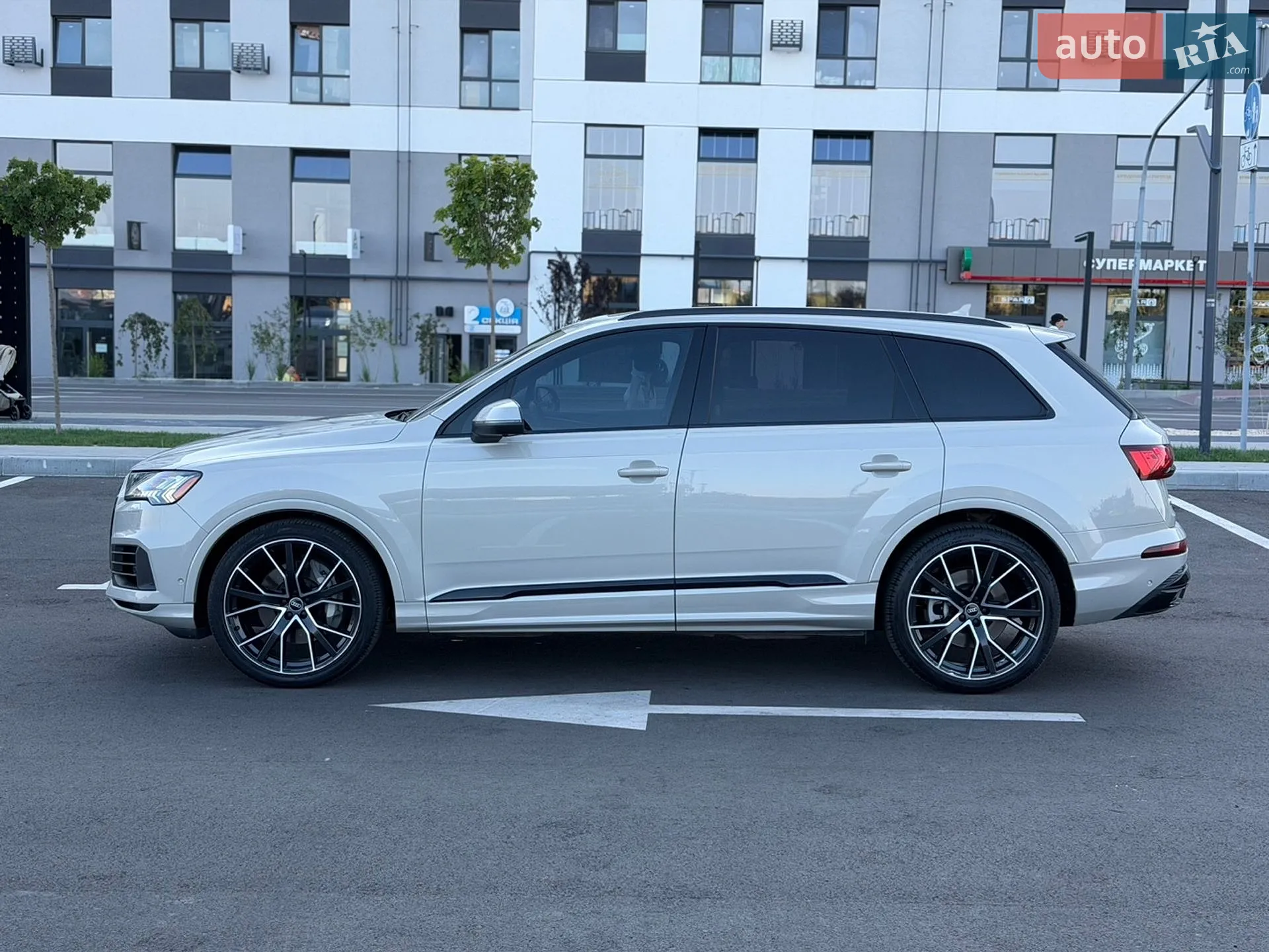 2020 Audi Q7 - мініатюра 9