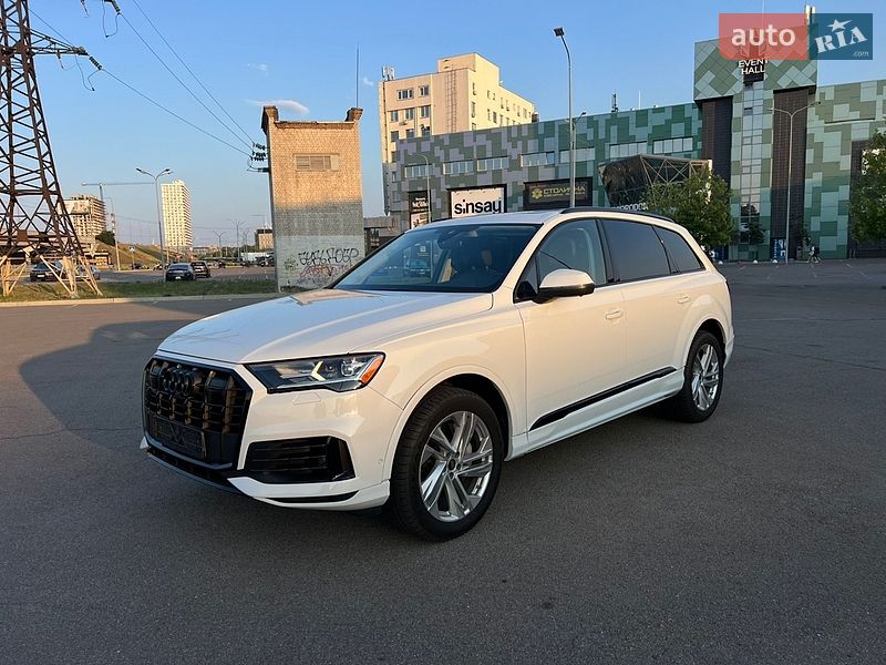 Позашляховик / Кросовер Audi Q7 2022 в Києві