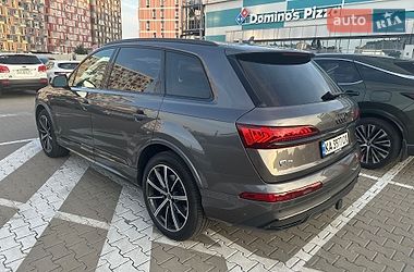 Внедорожник / Кроссовер Audi Q7 2023 в Киеве