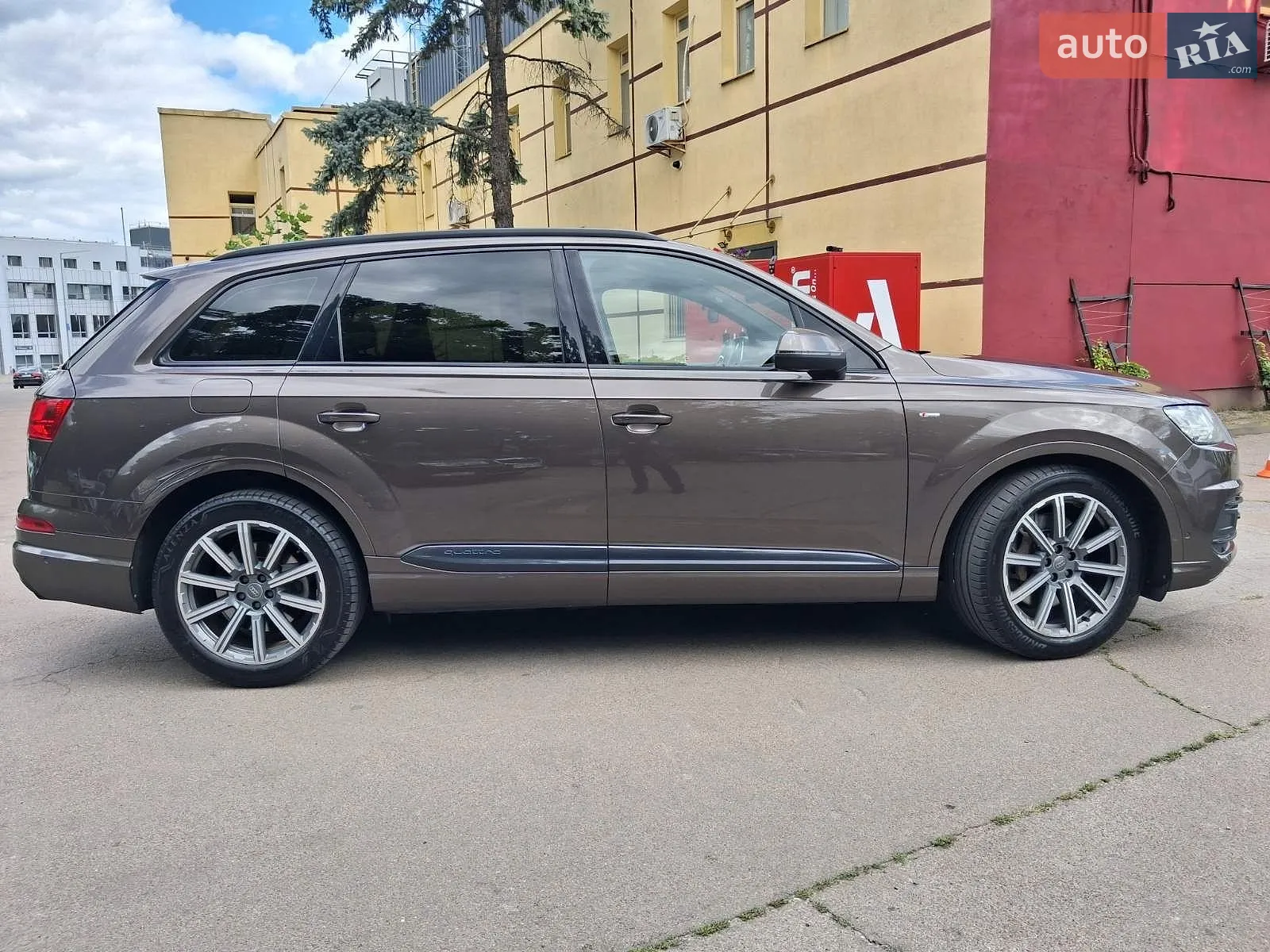 2017 Audi Q7 - мініатюра 8
