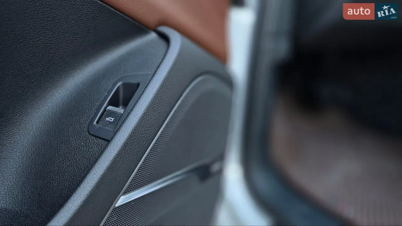 2016 Audi Q7 - мініатюра 13