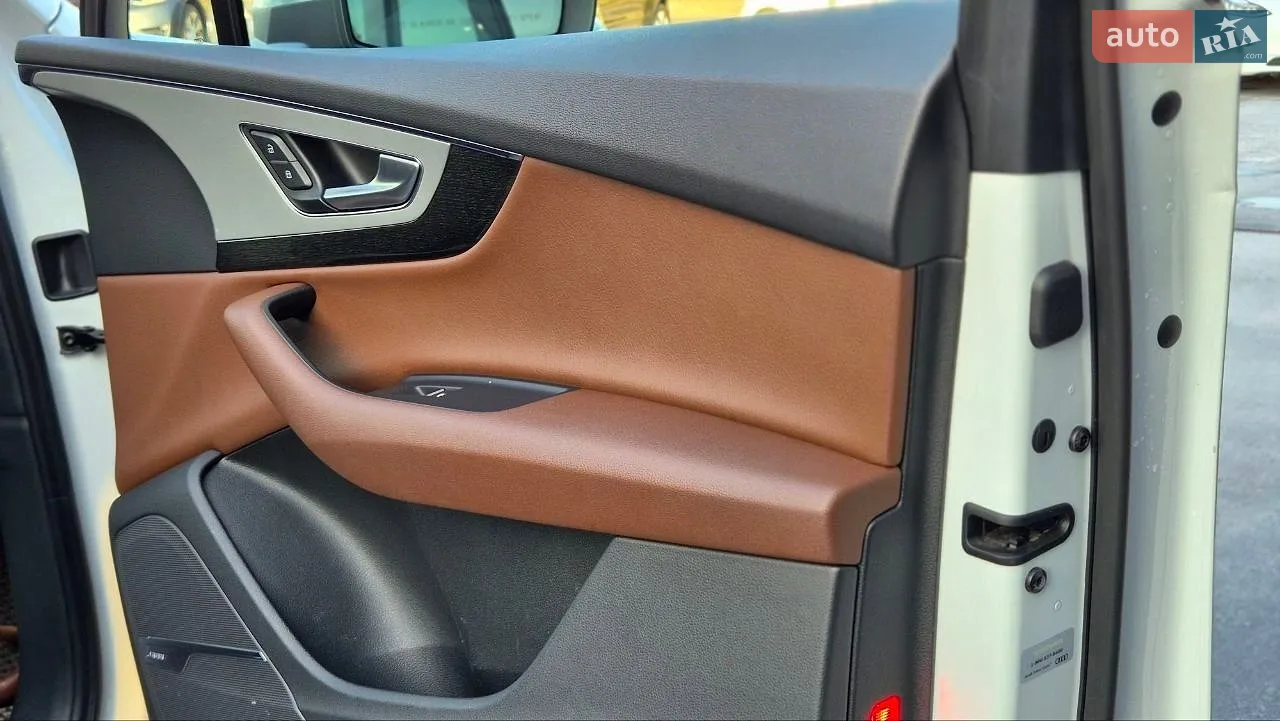 2016 Audi Q7 - мініатюра 33