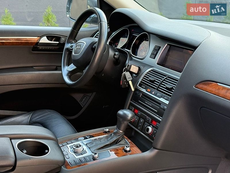 Позашляховик / Кросовер Audi Q7 2014 в Дубні фото 88 Позашляховик / Кросовер Audi Q7 2014 в Дубні