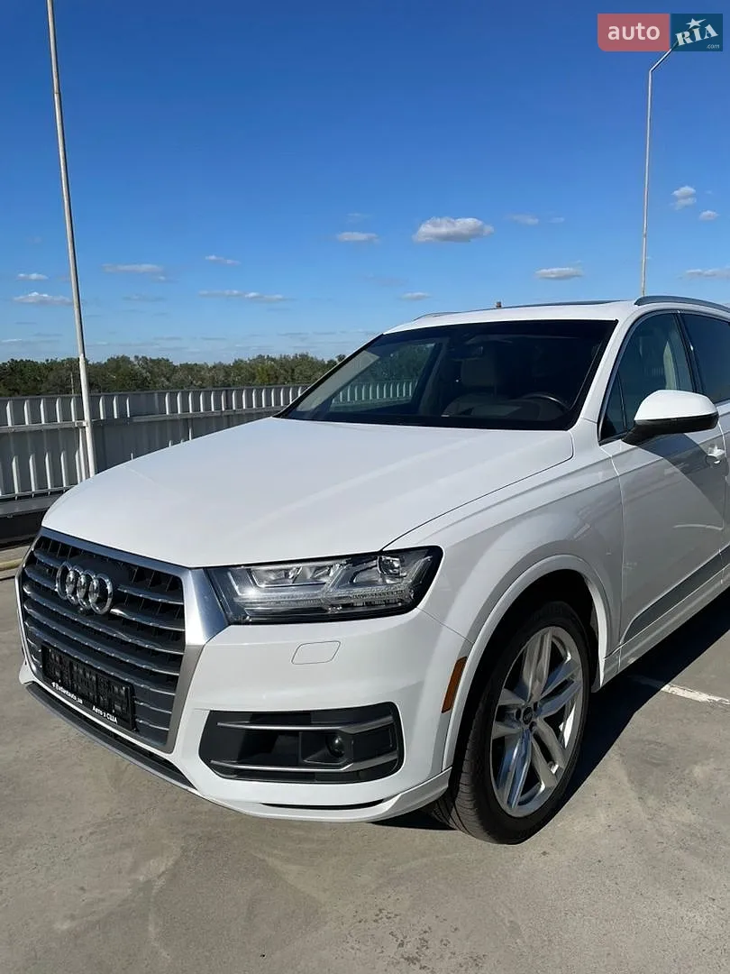 2018 Audi Q7 - фото 1