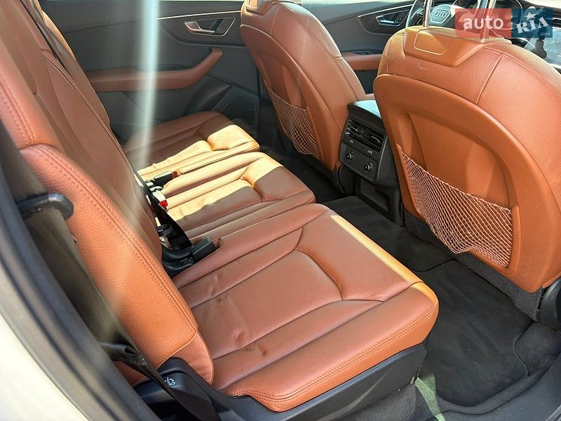 Внедорожник / Кроссовер Audi Q7 2022 в Киеве