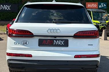 Внедорожник / Кроссовер Audi Q7 2022 в Киеве