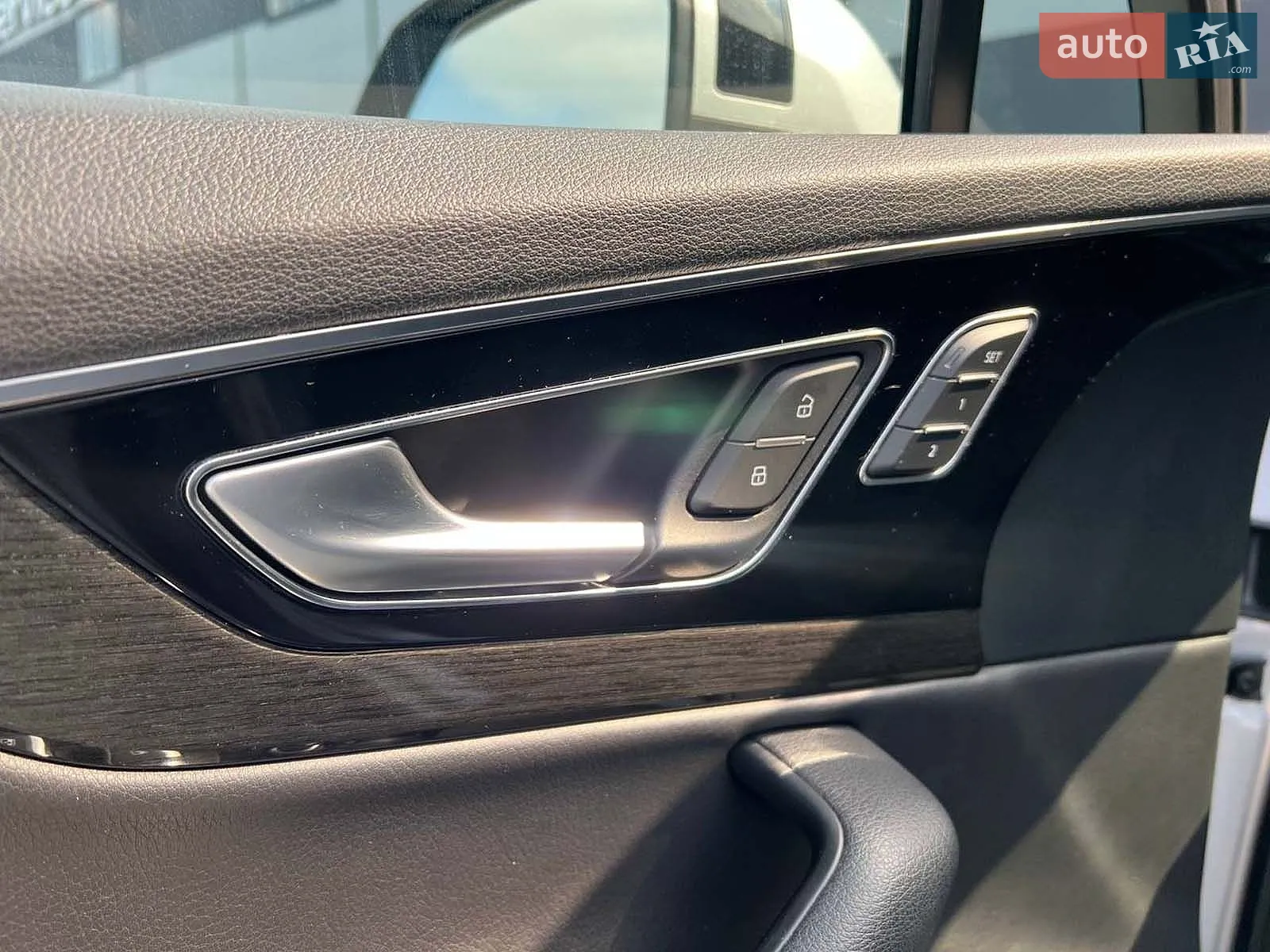 2016 Audi Q7 - мініатюра 17