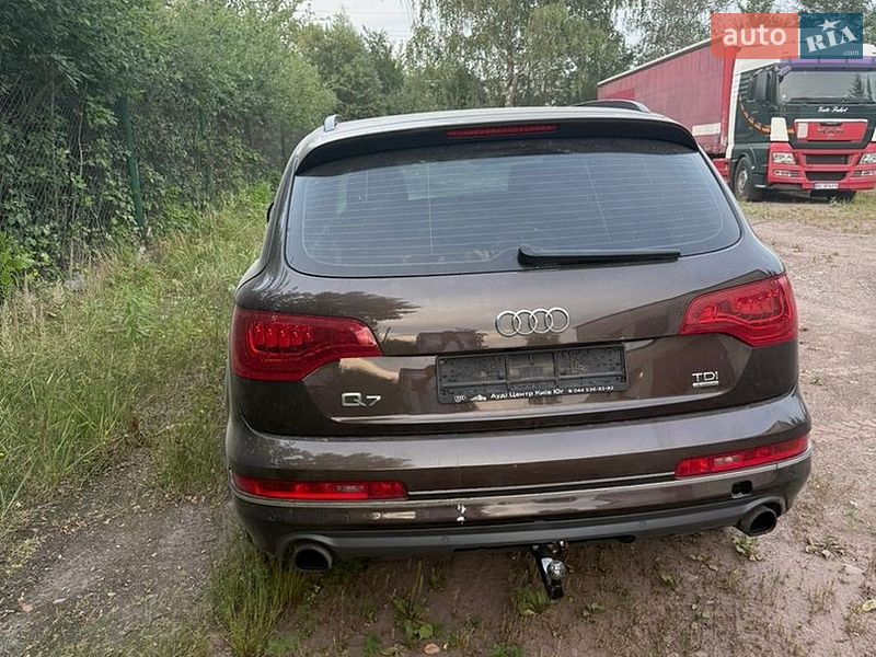 Внедорожник / Кроссовер Audi Q7 2013 в Судовой Вишне