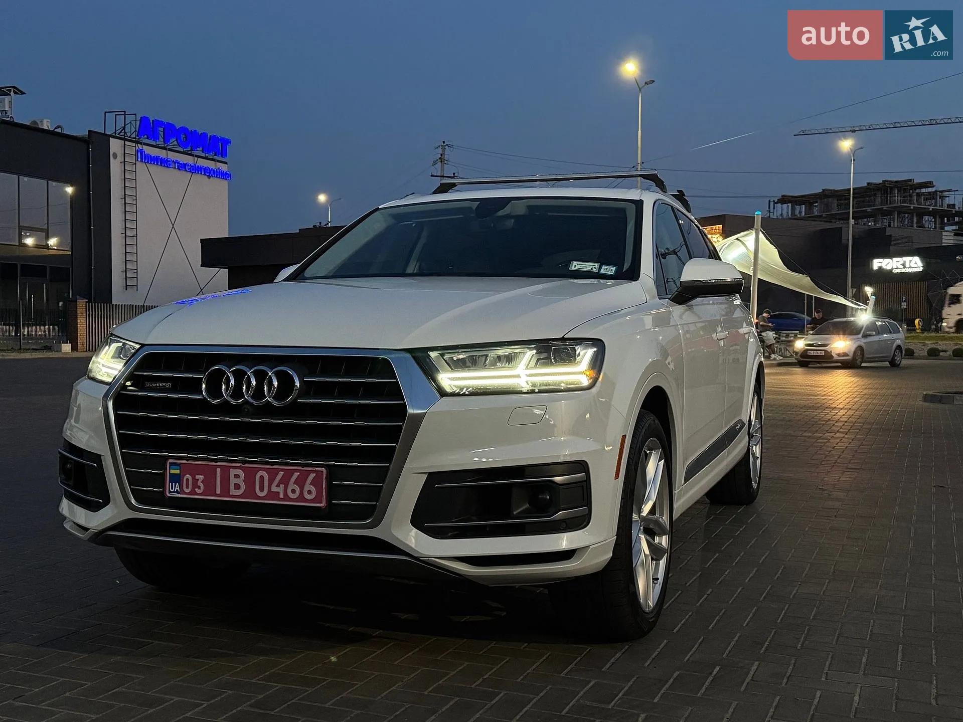 Audi Q7 2016 VIN WA1LAAF70HD012698 фото оголошення 20 з 23