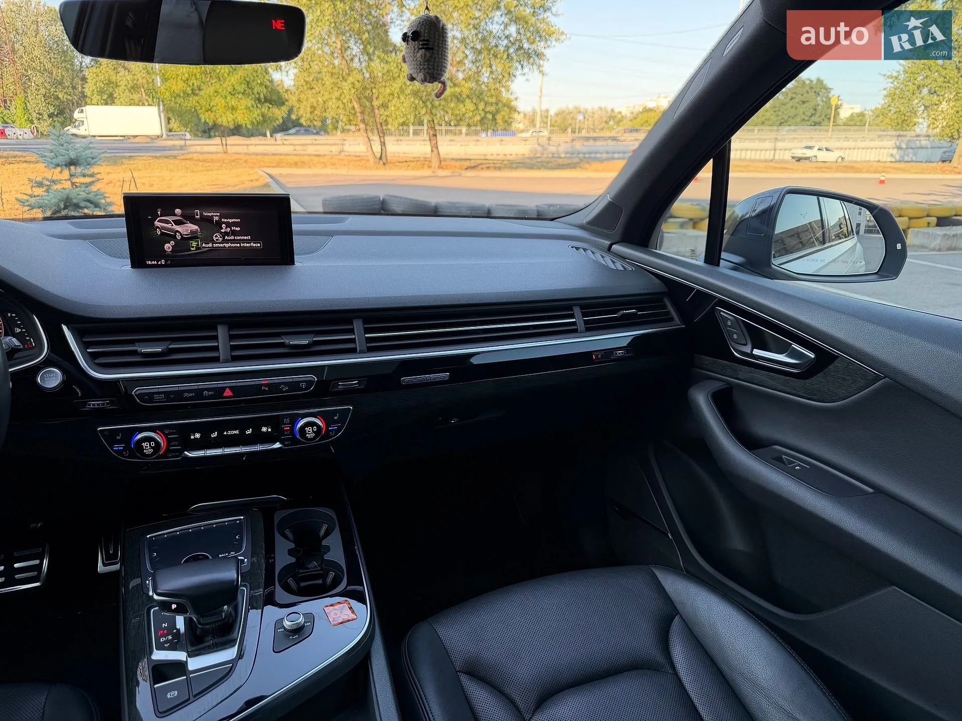 2017 Audi Q7 - мініатюра 20