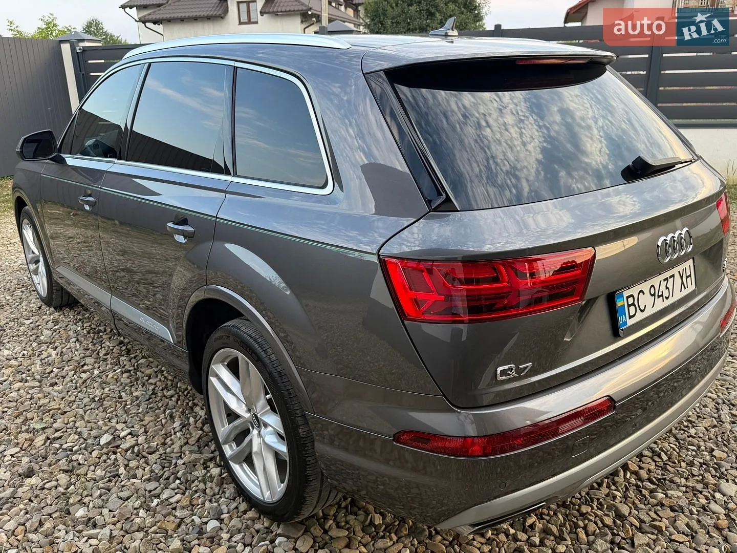 Audi Q7 2018 VIN WA1VAAF77JD032140 фото оголошення 23 з 117