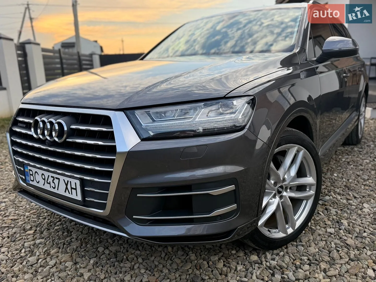 Audi Q7 2018 VIN WA1VAAF77JD032140 фото оголошення 33 з 117