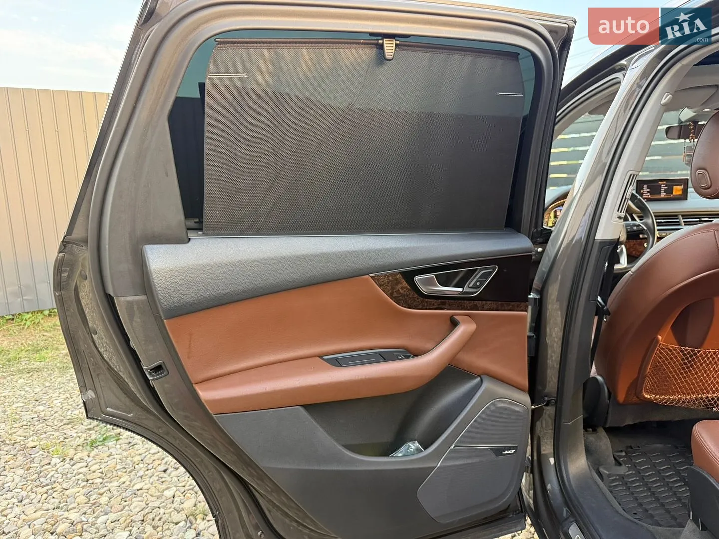 Audi Q7 2018 VIN WA1VAAF77JD032140 фото оголошення 58 з 117