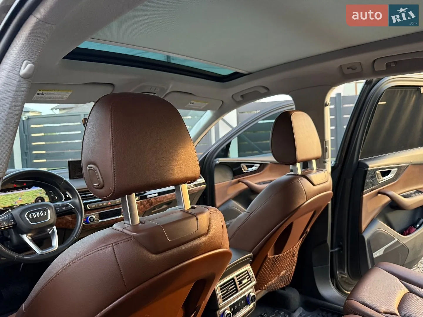 Audi Q7 2018 VIN WA1VAAF77JD032140 фото оголошення 63 з 117