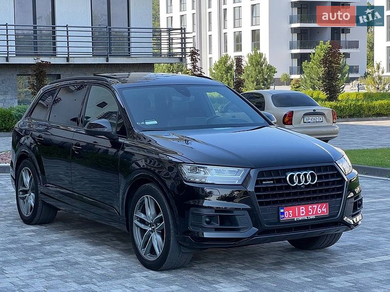 Внедорожник / Кроссовер Audi Q7 2018 в Мукачево