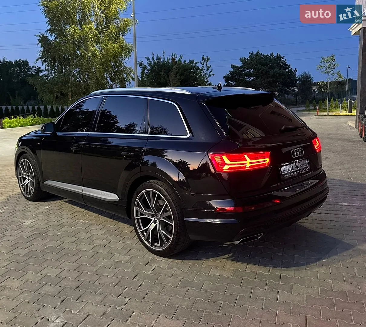 2016 Audi Q7 - мініатюра 10