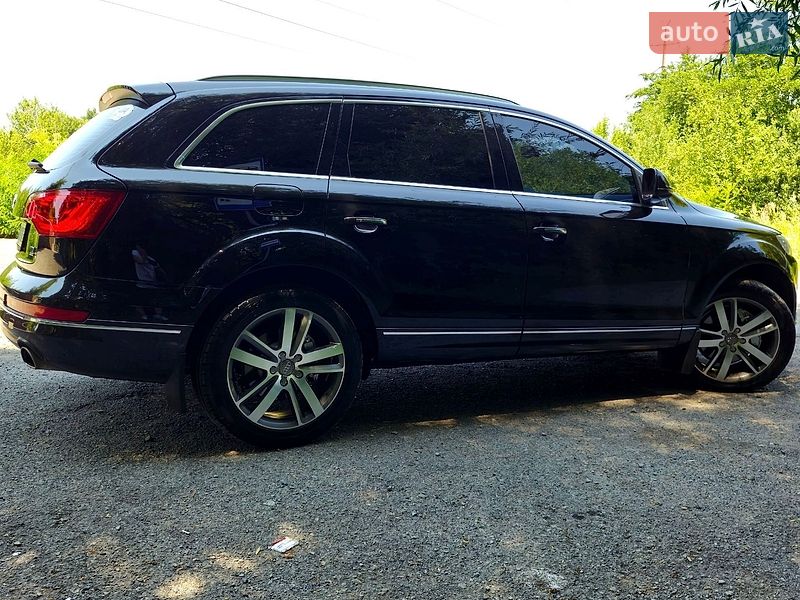 Позашляховик / Кросовер Audi Q7 2013 в Івано-Франківську
