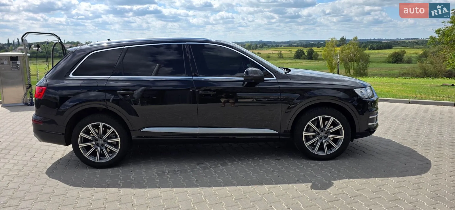 2017 Audi Q7 - мініатюра 2