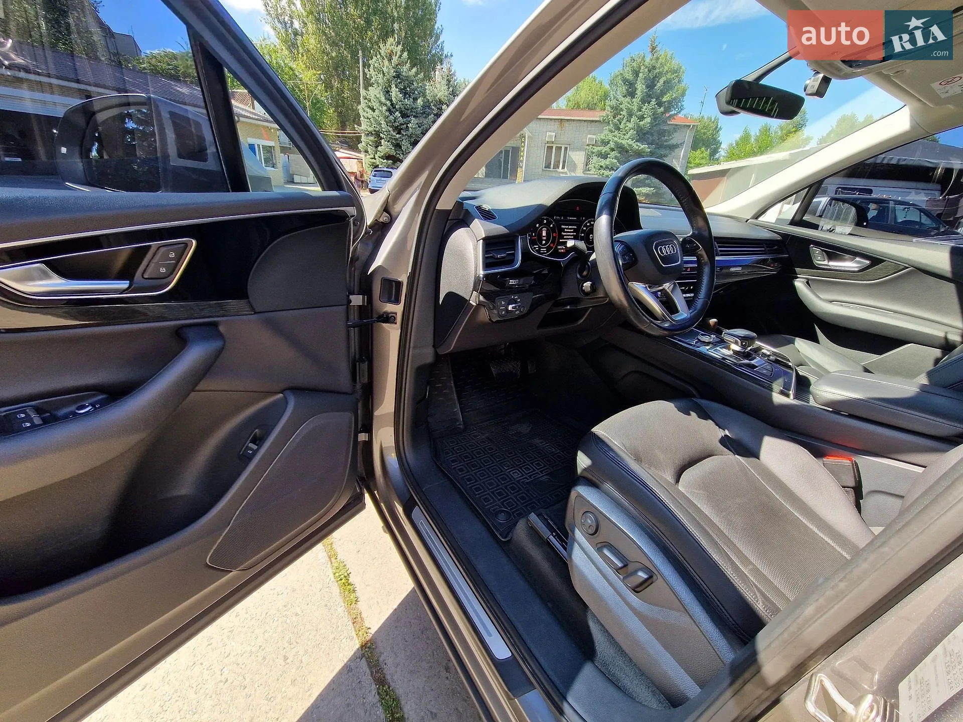 2017 Audi Q7 - мініатюра 13