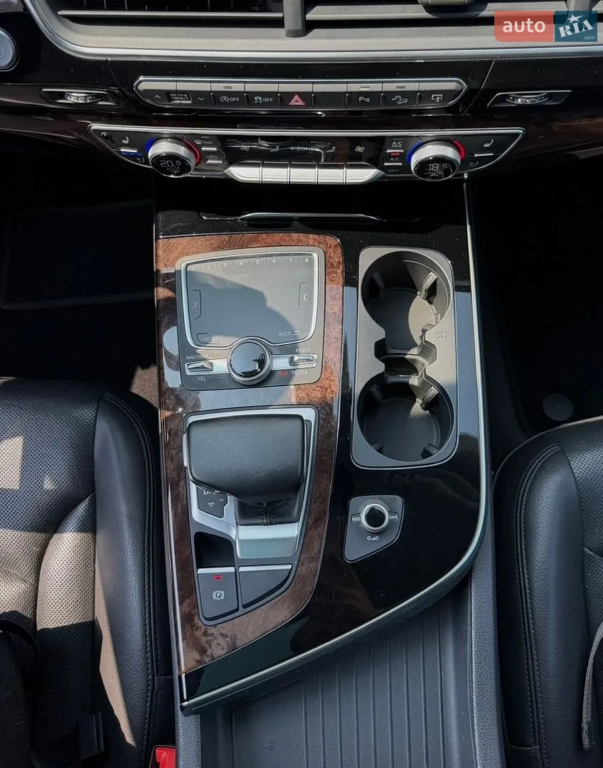 2016 Audi Q7 - мініатюра 9