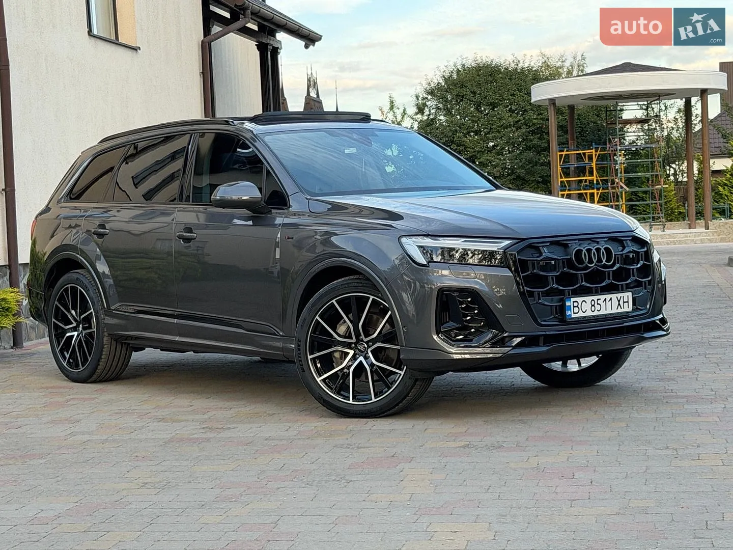 Audi Q7 2022 VIN WA1LXBF77PD002902 фото оголошення 5 з 89