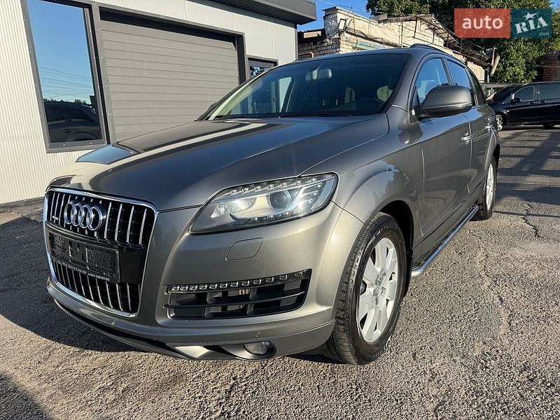 Внедорожник / Кроссовер Audi Q7 2010 в Тернополе