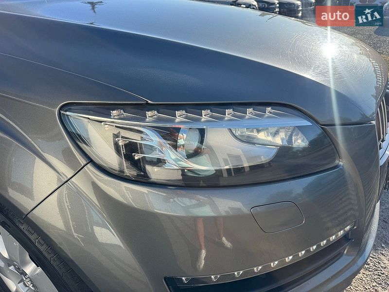 Внедорожник / Кроссовер Audi Q7 2010 в Тернополе