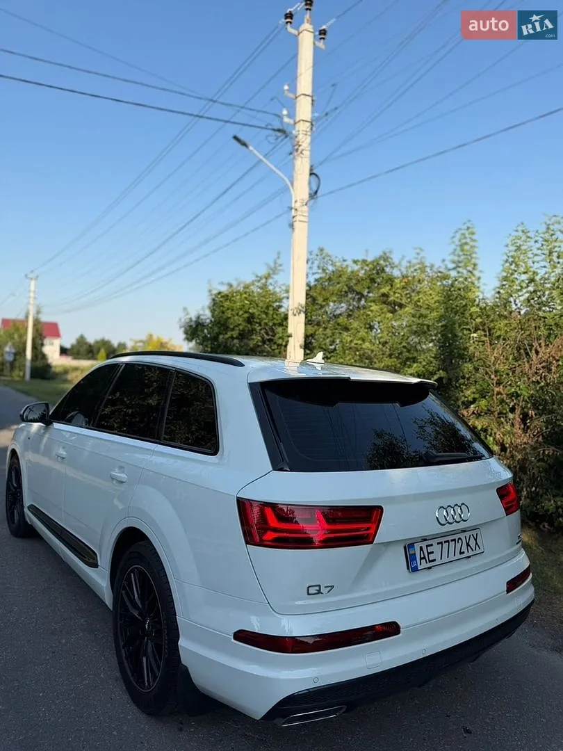 2017 Audi Q7 - мініатюра 8